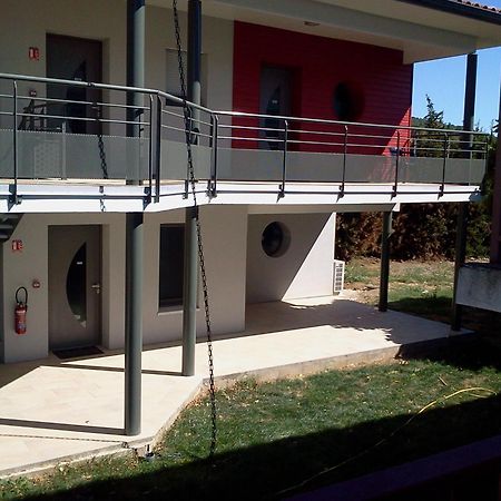 Hotel Relais des Garrigues Grisolles  Exterior foto