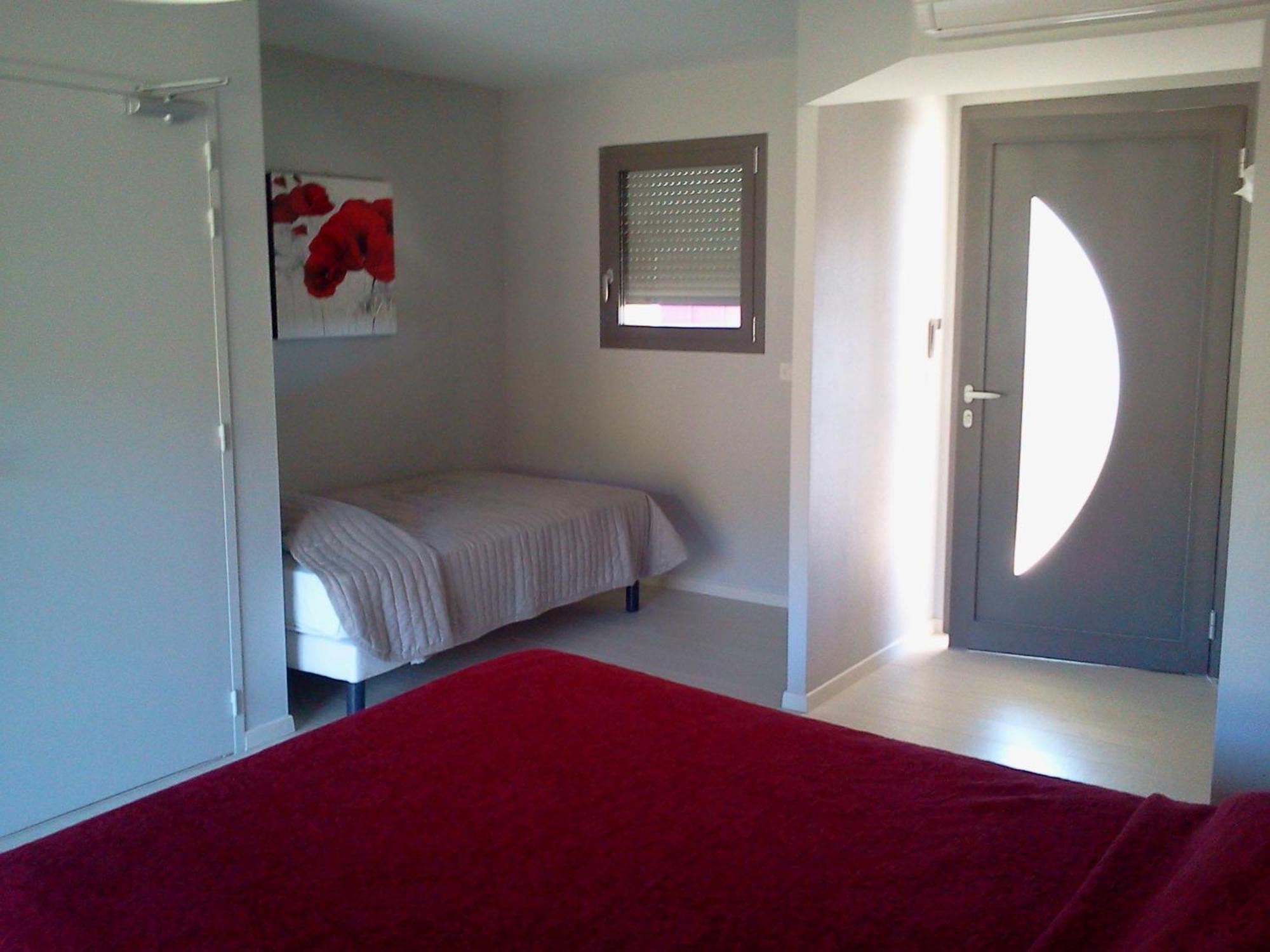 Hotel Relais des Garrigues Grisolles  Exterior foto